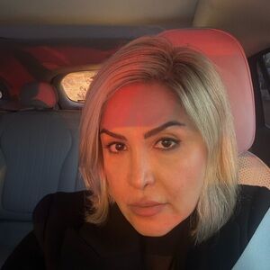 Meet your Posher, Sanaz